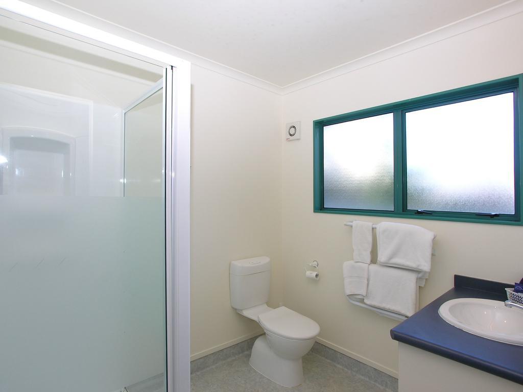 ماسترتون Discovery Motor Lodge الغرفة الصورة